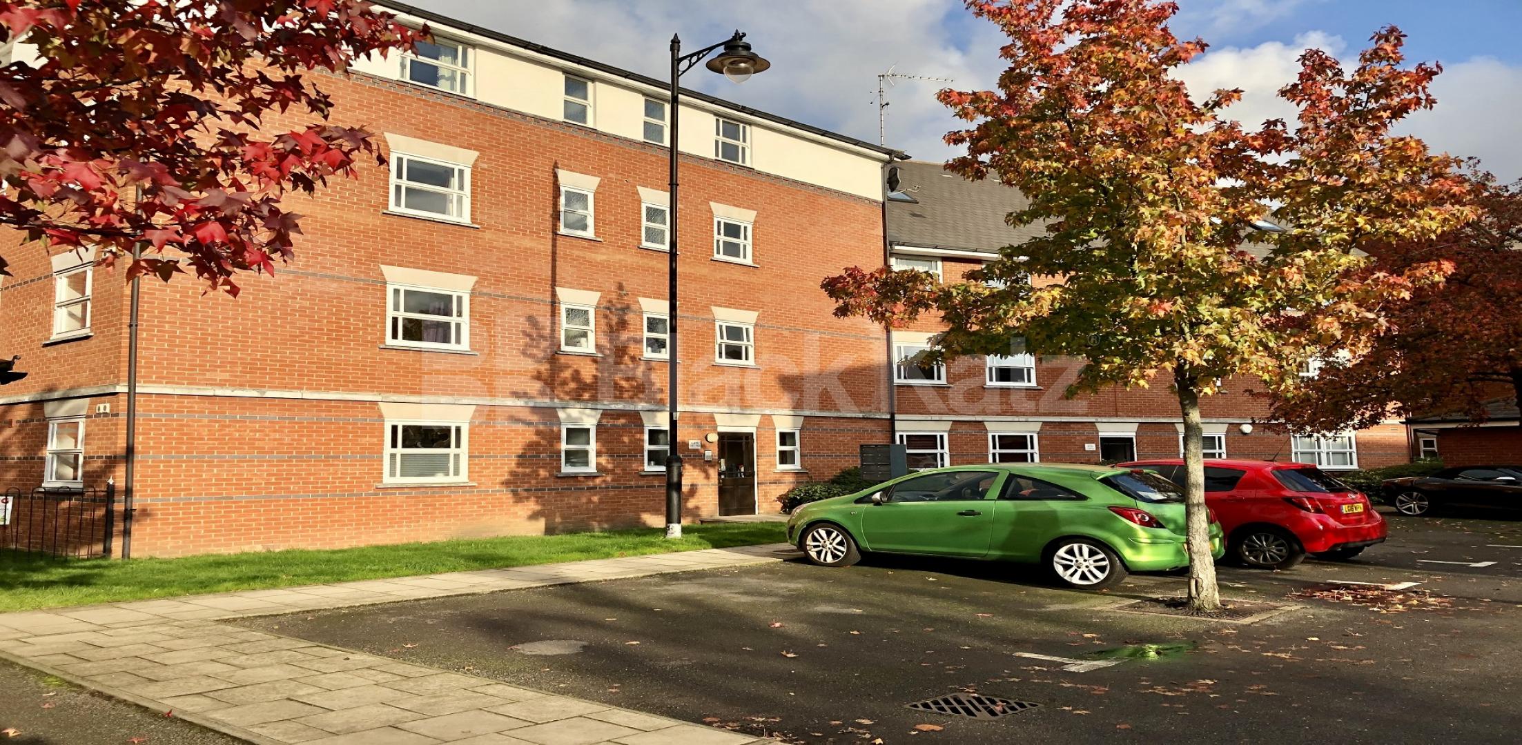 			NEW INSTRUCTION, 2 Bedroom, 1 bath, 1 reception Flat			 MacMillan Way, Tooting